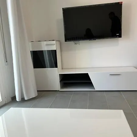 Apartmán Estivo Trilocale Centro *